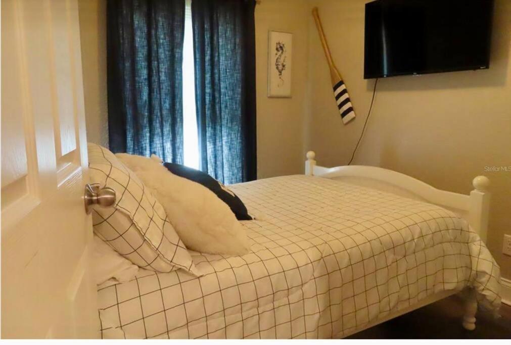 Nataj Suites At Tampa Bagian luar foto